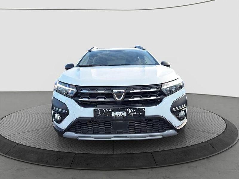 Gebraucht Dacia Jogger Essentiel 110 PS (80 kW) 2022 Weiß Van / Kleinbus