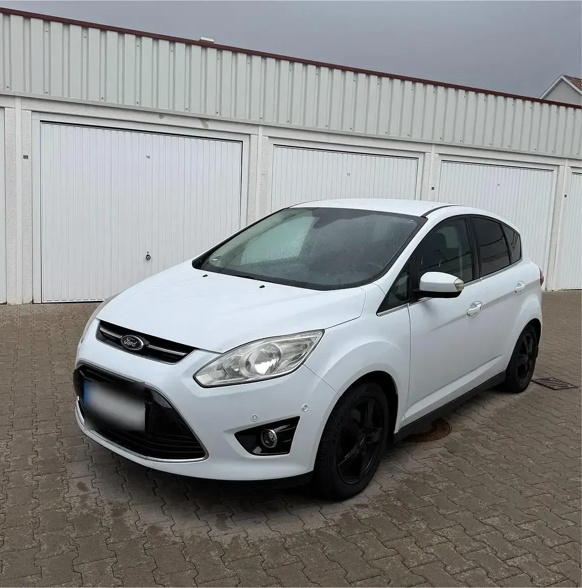 Käytetty Ford C-MAX 150 HP (110 kW) 2012 Valkoinen Tila-auto