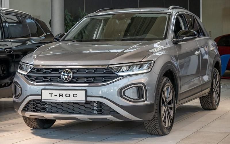 Silber Neu 2025 VW T-Roc Goal SUV | 33.534 € (Superpreis) - Bild 1/4