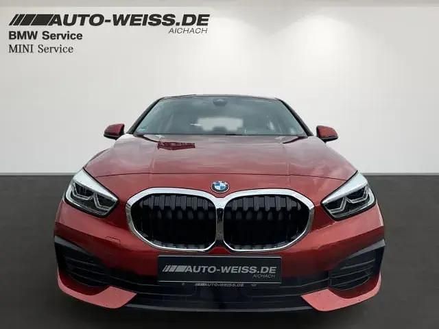 Gebraucht BMW 116 Advantage 109 PS (80 kW) 2023 Sunset orange metallic (orange) Kleinwagen