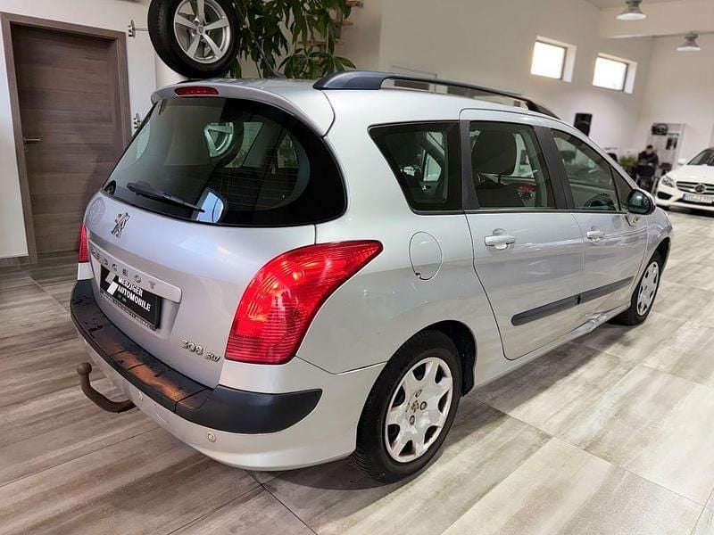 Gebraucht Peugeot 308 SW Tendance 98 PS (72 kW) 2010 Silber Kombi