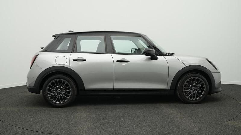 Gebraucht Mini Cooper Classic 114 kW (156 PS) 2025 Silber Kleinwagen