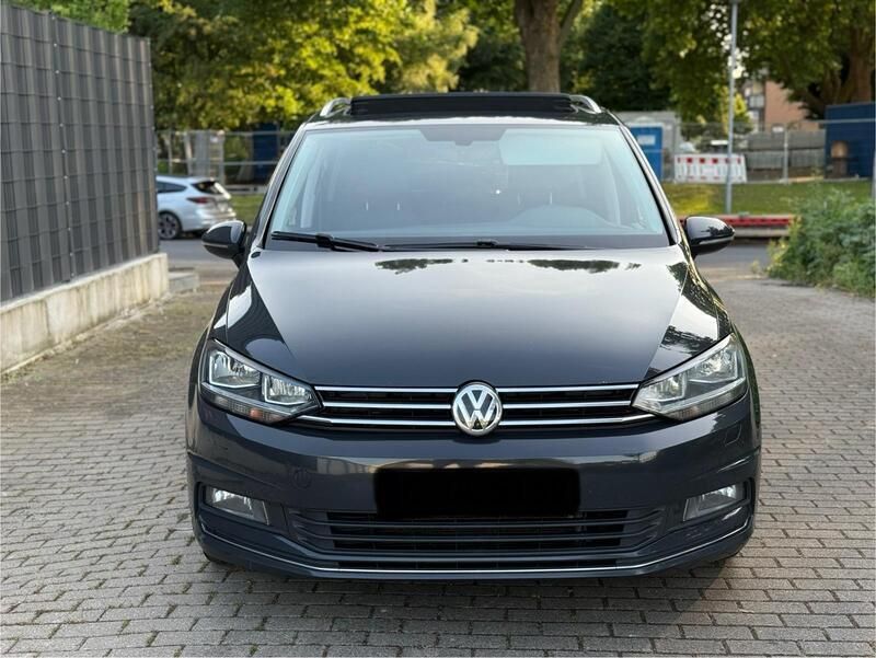 Grau Gebraucht 2016 VW Touran Van / Kleinbus | 14.490 € (Superpreis) - Bild 1/4