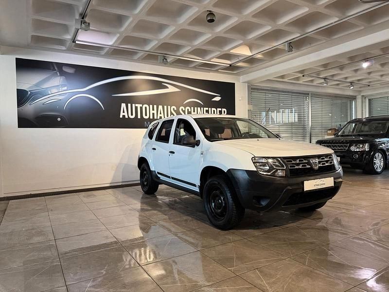 Gebraucht Dacia Duster Essentiel 114 PS (83 kW) 2017 Weiß SUV