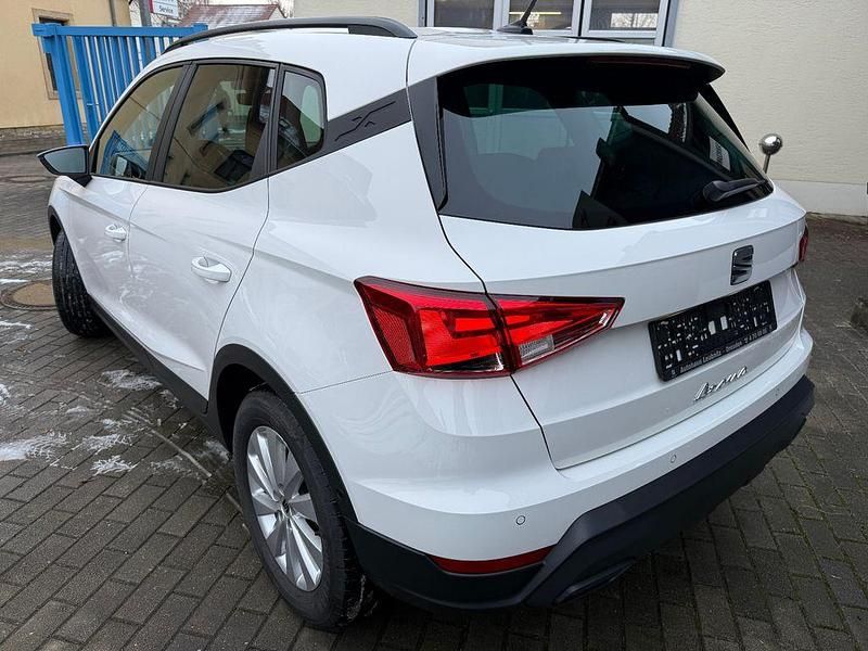 Second-hand Seat Arona Style 95 CP (69 kW) 2022 Alb SUV