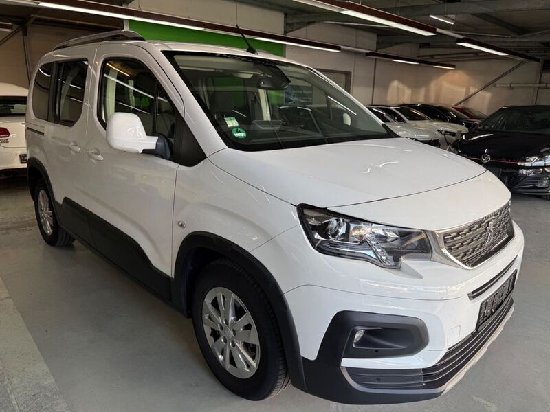 Weiß Gebraucht 2019 Peugeot Rifter Allure Van / Kleinbus | 18.800 € (Fairer Preis) - Bild 1/4