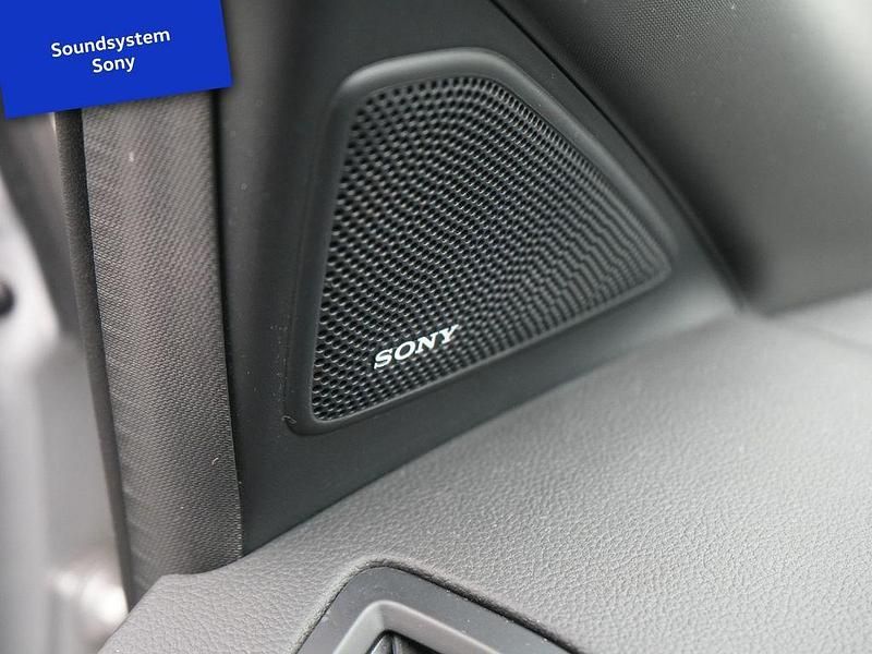 Gebraucht Ford Kuga ST-Line 150 PS (110 kW) 2019 Silber / polar silber (metallic) SUV