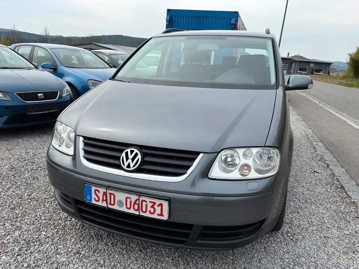 Brugt VW Touran 140 HK (102 kW) 2006 Grå MPV