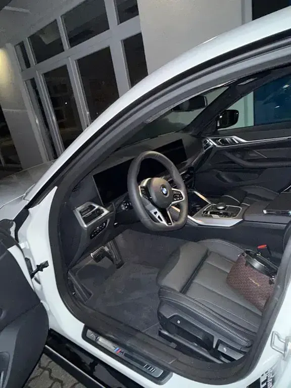 Gebraucht BMW 420 Sport Line 190 PS (139 kW) 2025 Weiß Coupé