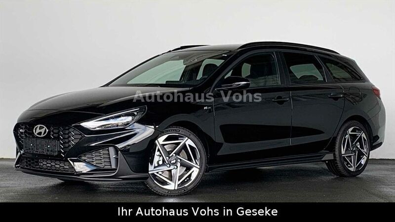 Schwarz Gebraucht 2024 Hyundai i30 N Line Kombi | 24.470 € (Guter Preis) - Bild 1/3
