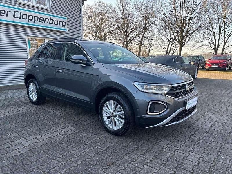 Second-hand VW T-Roc Life 150 CP (110 kW) 2022 Gri SUV