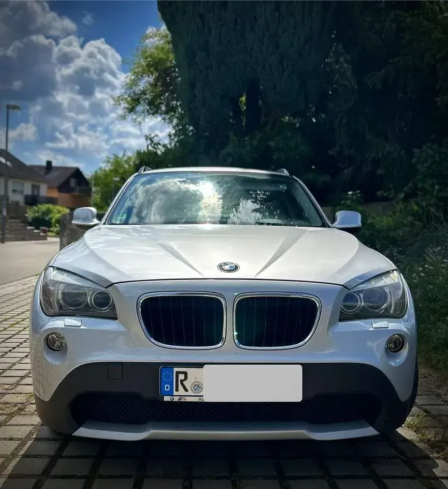Gebraucht BMW X1 150 PS (110 kW) 2012 Silber SUV