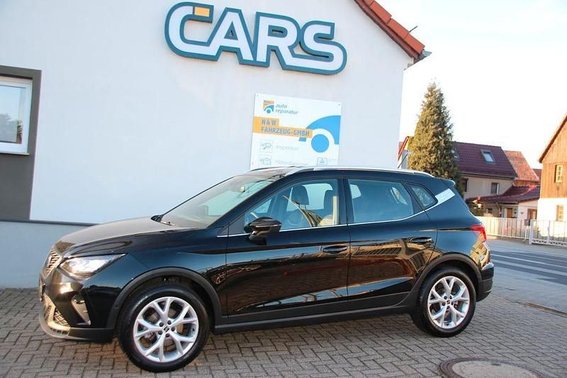 Gebraucht Seat Arona FR 150 PS (110 kW) 2024 Mitternachtsschwarz SUV