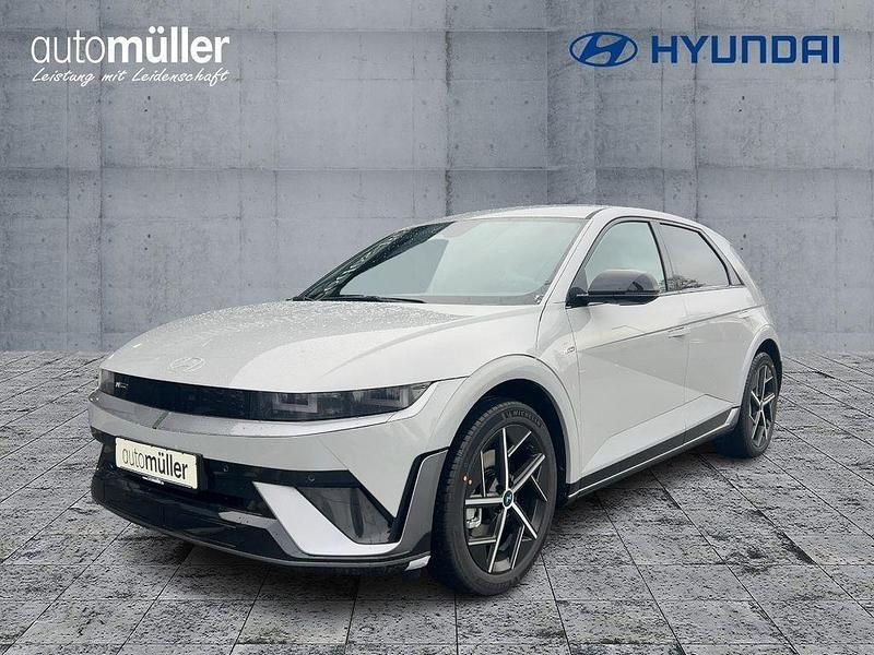 Grau Gebraucht 2025 Hyundai Ioniq 6 N Line Limousine | 42.588 € (Superpreis) - Bild 1/4