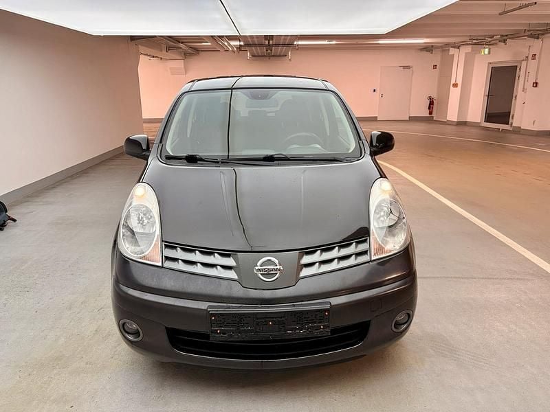 Second-hand Nissan Note 110 CP (80 kW) 2008 Negru Hatchback