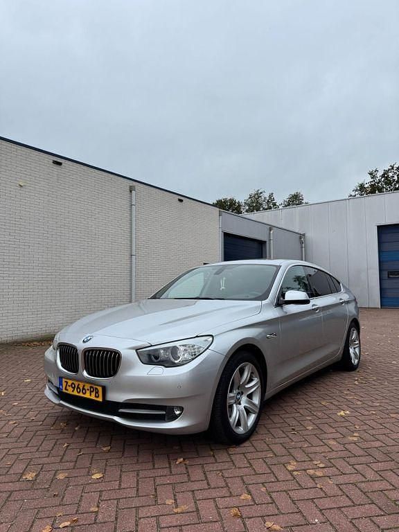Silber Gebraucht 2009 BMW 530 Gran Turismo Sport Line Limousine | 10.500 € (Fairer Preis) - Bild 1/4