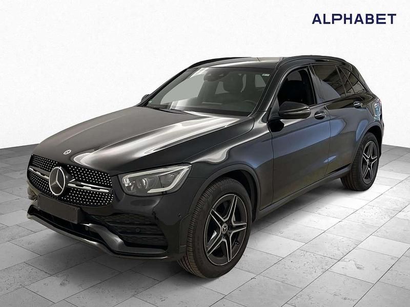 Schwarz Gebraucht 2021 Mercedes GLC300 AMG line SUV | 39.290 € (Fairer Preis) - Bild 1/4