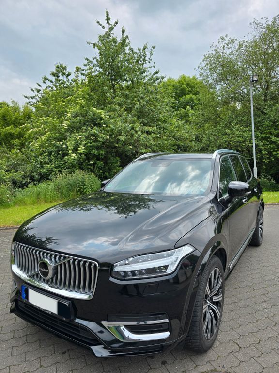 Schwarz Gebraucht 2020 Volvo XC90 Inscription SUV | 49.950 € (Teuer) - Bild 1/4