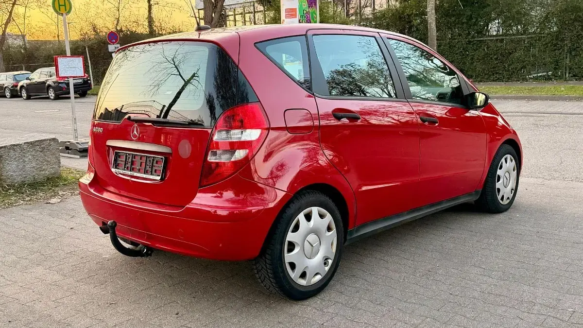 Gebraucht Mercedes A200 Classic 136 PS (100 kW) 2005 Rot Limousine