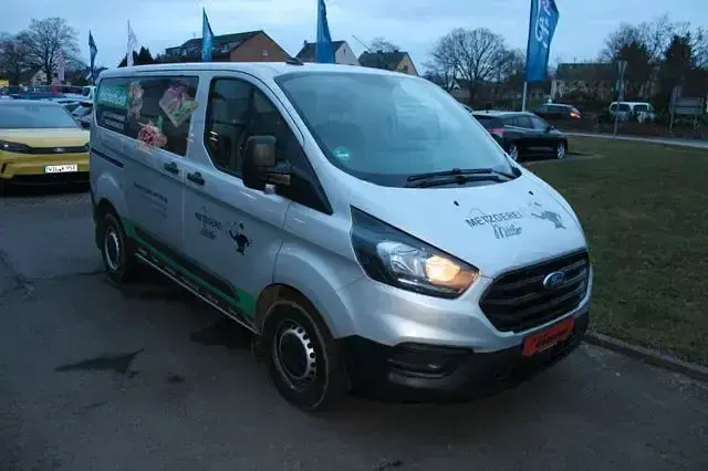 Gebraucht Ford Transit 105 PS (77 kW) 2021 Silber Van