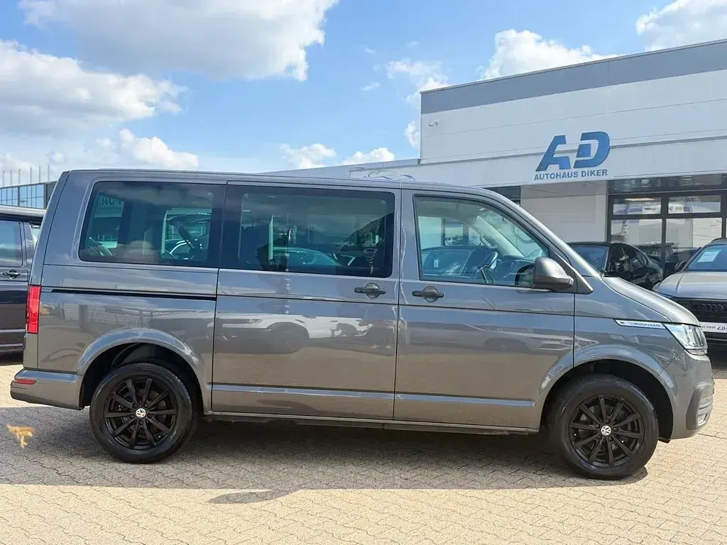 Gebraucht VW Multivan Family 150 PS (110 kW) 2020 Indiumgrau Van / Kleinbus