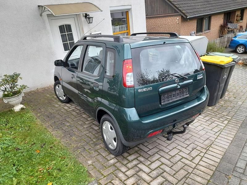 Grün Gebraucht 2003 Suzuki Ignis Comfort Limousine | 3.850 € - Bild 1/4