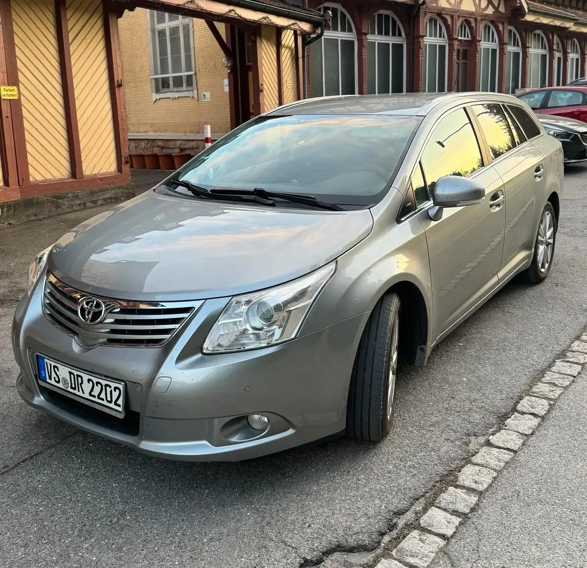 Gebraucht Toyota Avensis 150 PS (110 kW) 2011 Andere farben Limousine