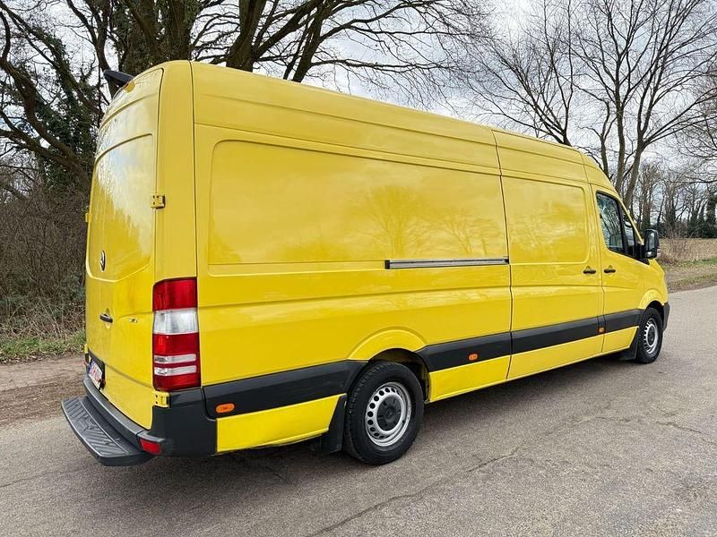 Gebraucht Mercedes Sprinter 163 PS (119 kW) 2018 Gelb Van