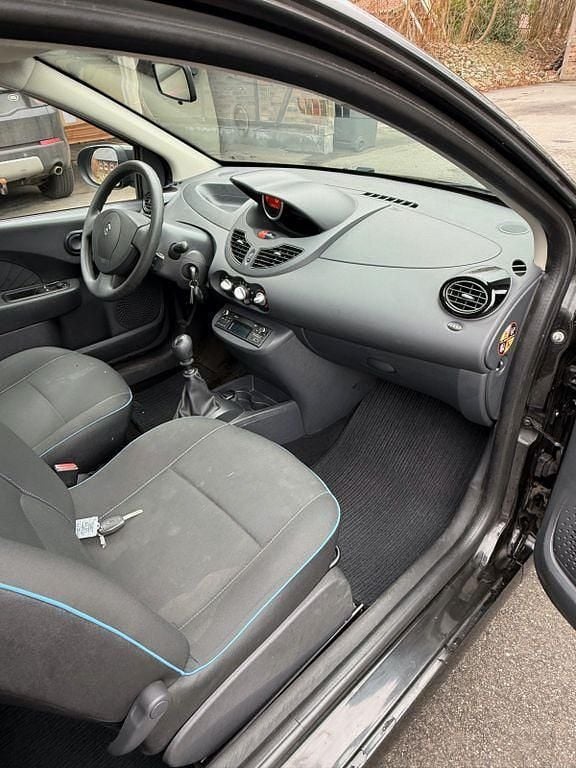 Gebraucht Renault Twingo Initiale Paris 75 PS (55 kW) 2013 Schwarz Kleinwagen