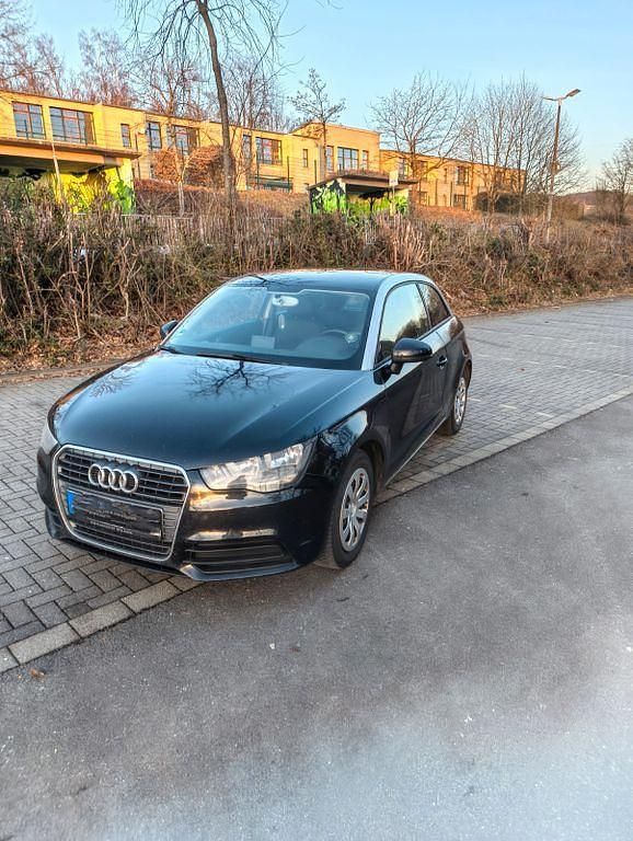 Schwarz Gebraucht 2011 Audi A1 Ambition Kleinwagen | 12.500 € - Bild 1/4