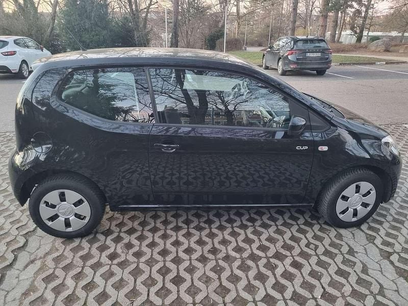 Usata VW up! Cup 60 CV (44 kW) 2014 Nero Utilitaria