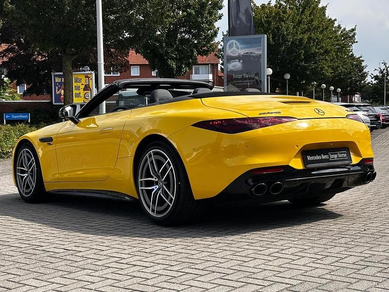 Gebraucht Mercedes SL43 AMG AMG 381 PS (280 kW) 2023 Gelb Cabrio