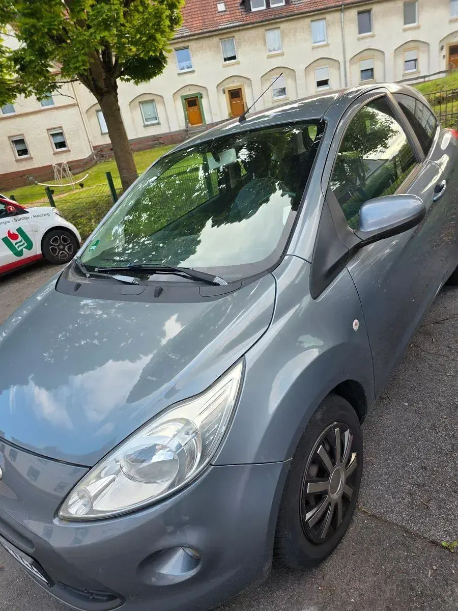 Gebraucht Ford Ka Titanium 69 PS (50 kW) 2009 Weiß Kleinwagen