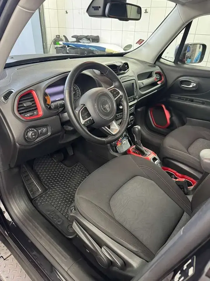 Gebraucht Jeep Renegade Trailhawk 170 PS (125 kW) 2016 Schwarz SUV