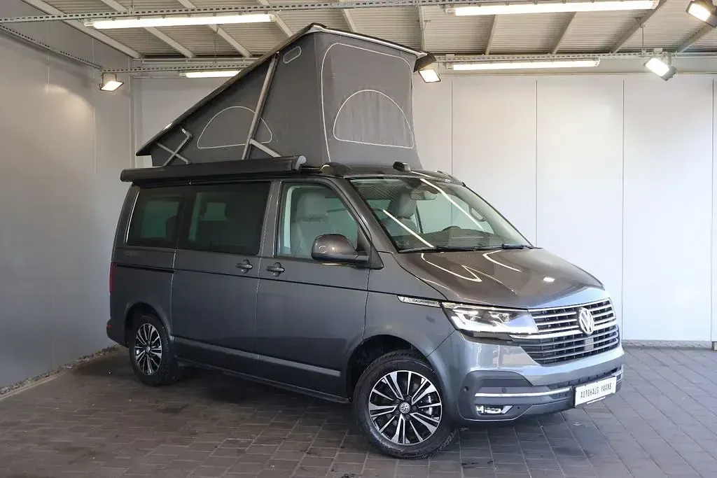 Gebraucht VW California California 150 PS (110 kW) 2024 Grau Van