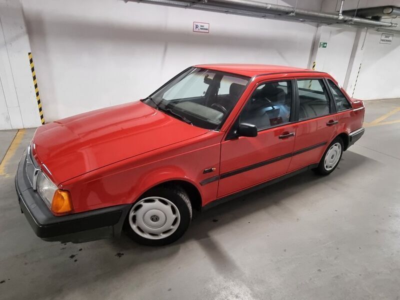 Rot Gebraucht 1990 Volvo 440 Limousine | 1.600 € - Bild 1/4