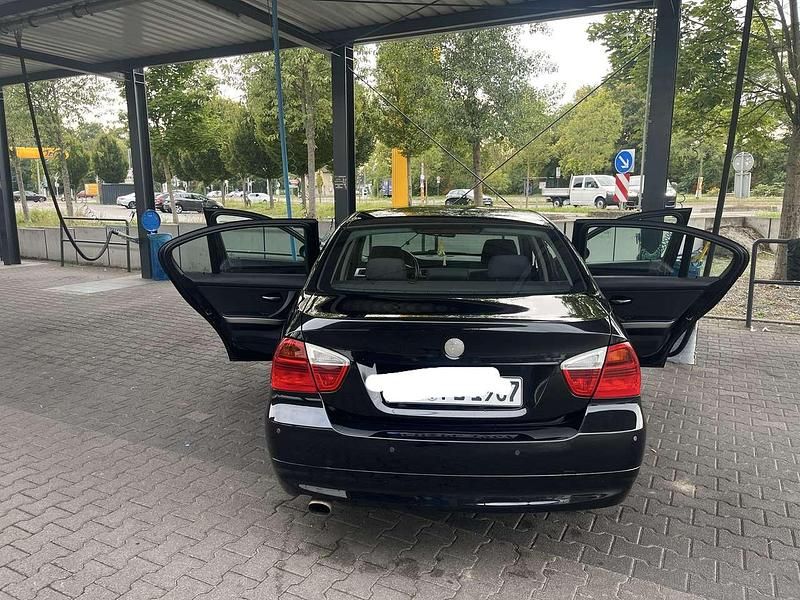 Gebraucht 2006 BMW 318 Limousine | 6.600 € - Bild 1/4