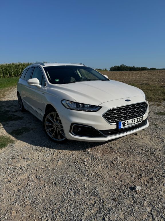 Weiß Gebraucht 2020 Ford Mondeo Vignale Kombi | 19.300 € (Fairer Preis) - Bild 1/4