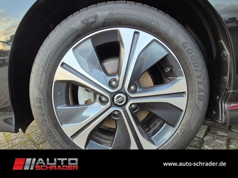 Gebraucht Nissan Leaf N-Connecta 110 kW (150 PS) 2021 Schwarz Kleinwagen