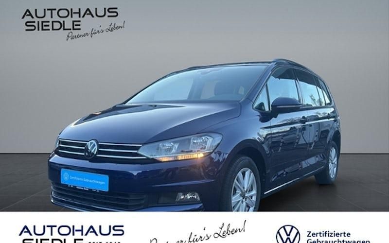 Blau Gebraucht 2022 VW Touran Comfortline Van / Kleinbus | 30.990 € (Fairer Preis) - Bild 1/4
