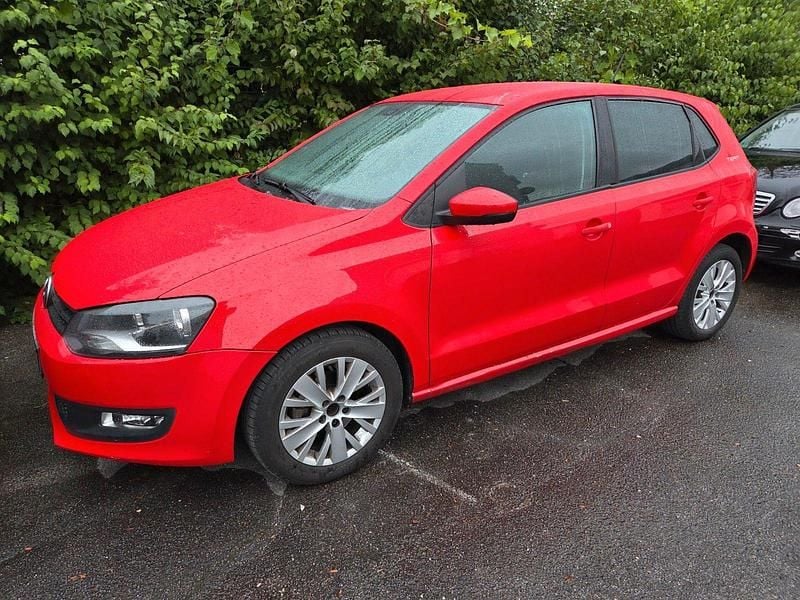 Rot Gebraucht 2011 VW Polo Kleinwagen | 4.900 € (Fairer Preis) - Bild 1/4
