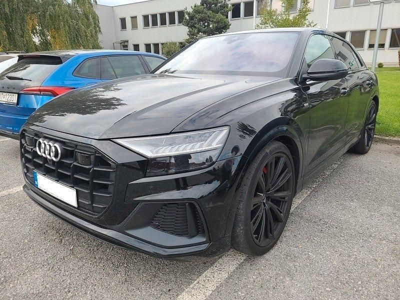 Schwarz Gebraucht 2022 Audi Q8 S-Line SUV | 73.900 € - Bild 1/4