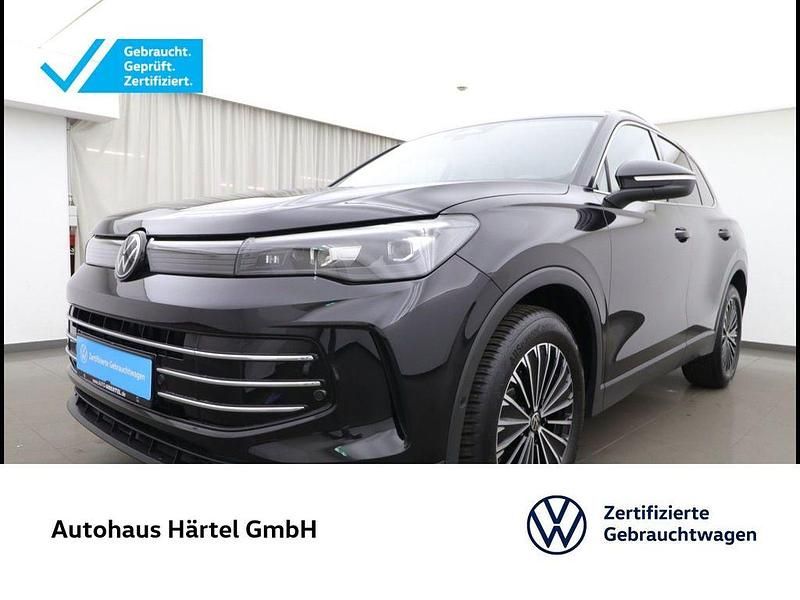 Deep black perleffekt, pearl effect Gebraucht 2024 VW Tiguan Elegance SUV | 38.200 € (Fairer Preis) - Bild 1/4