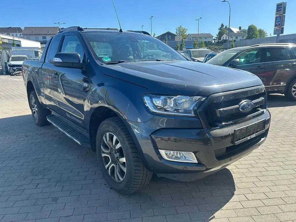 Gebraucht Ford Ranger Wildtrack 200 PS (147 kW) 2016 Grau Pickup
