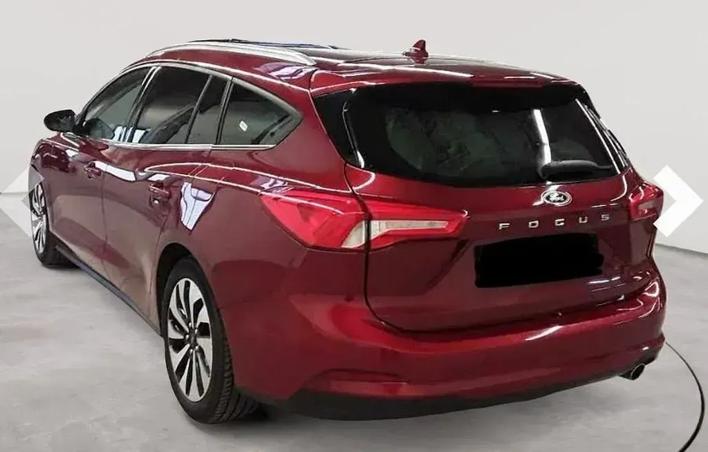 Gebraucht Ford Focus Cool & Connect 150 PS (110 kW) 2019 Rot Limousine