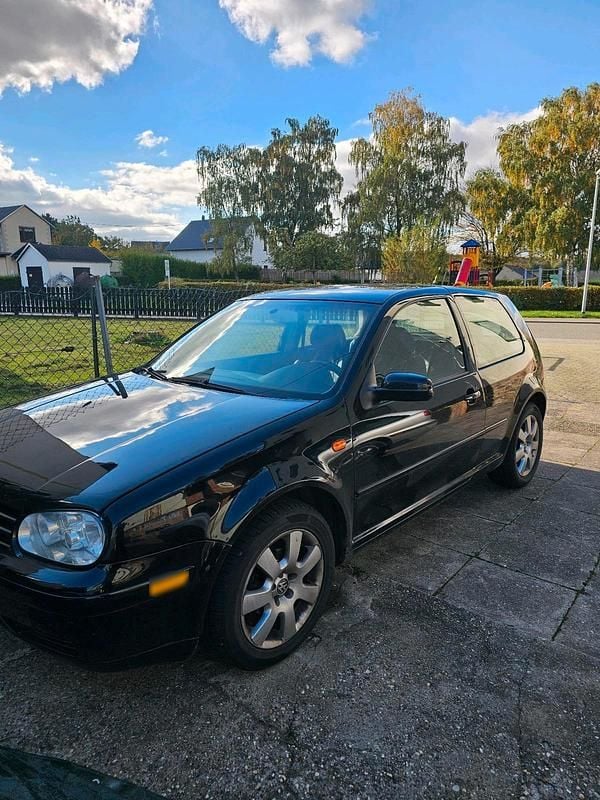 Gebraucht VW Golf IV Pacific 102 PS (75 kW) 2003 Schwarz Kleinwagen