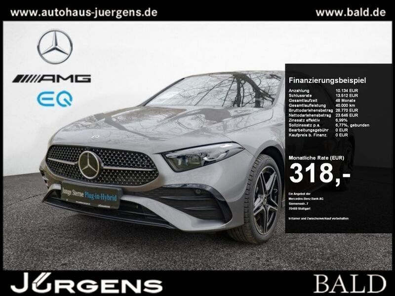Grau metalliclack mountaingrau Gebraucht 2023 Mercedes A250 AMG Limousine | 34.880 € (Fairer Preis) - Bild 1/4