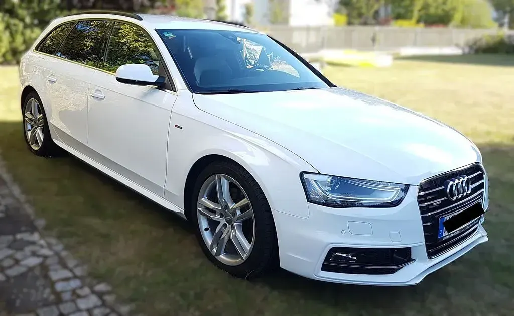 Gebraucht Audi A4 S-Line 177 PS (130 kW) 2013 Weiß Kombi