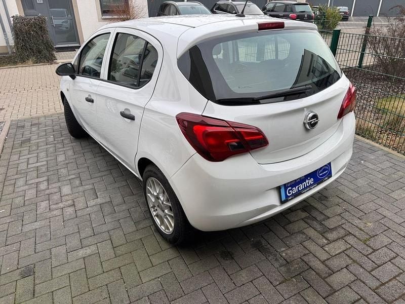 Gebraucht Opel Corsa Selection 69 PS (50 kW) 2015 Weiß Kleinwagen