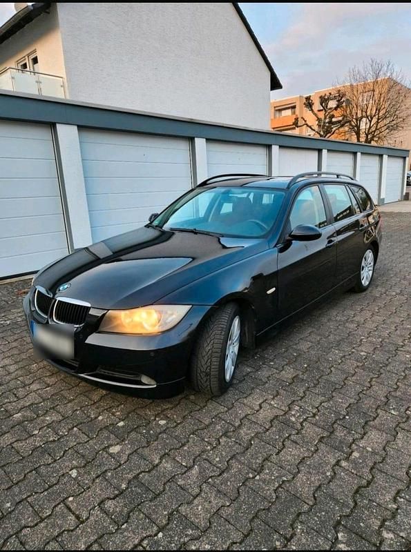 Gebraucht BMW 320 Cabriolet 150 PS (110 kW) 2007 Schwarz Cabrio